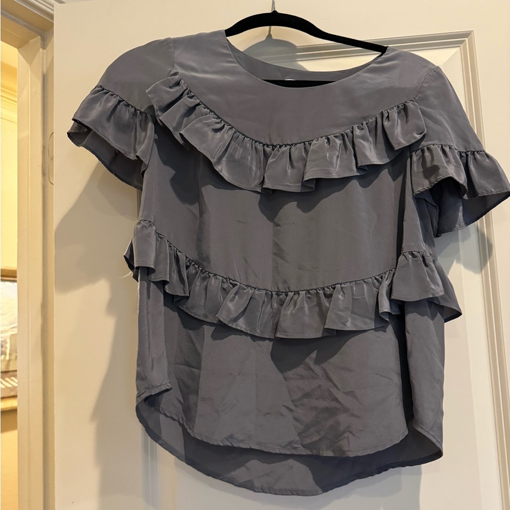 Anthropologie gray ruffle top!